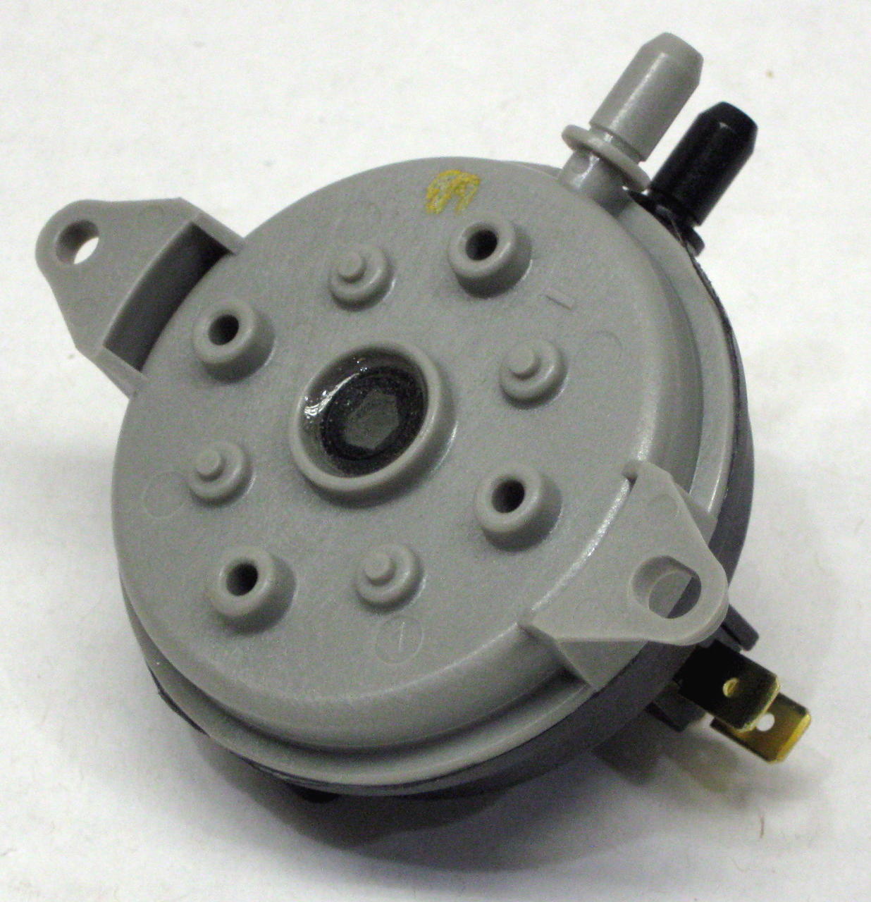 Pellet stove vacuum pressure switch